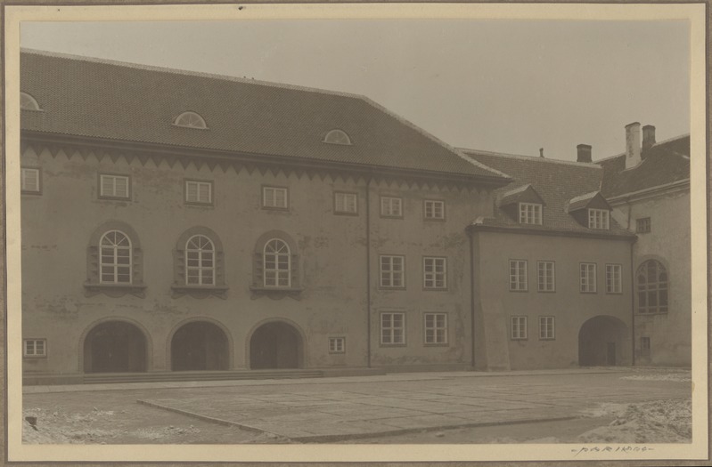 Riigikogu building