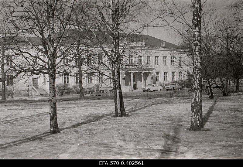 The Presidium of the Supreme Council building in Kadriorg.
