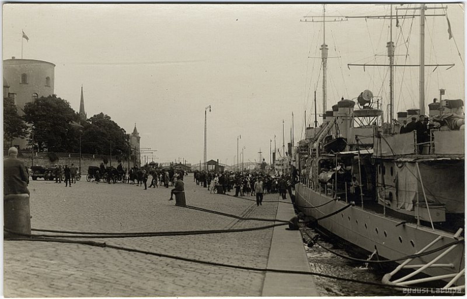 United States warships in Riga