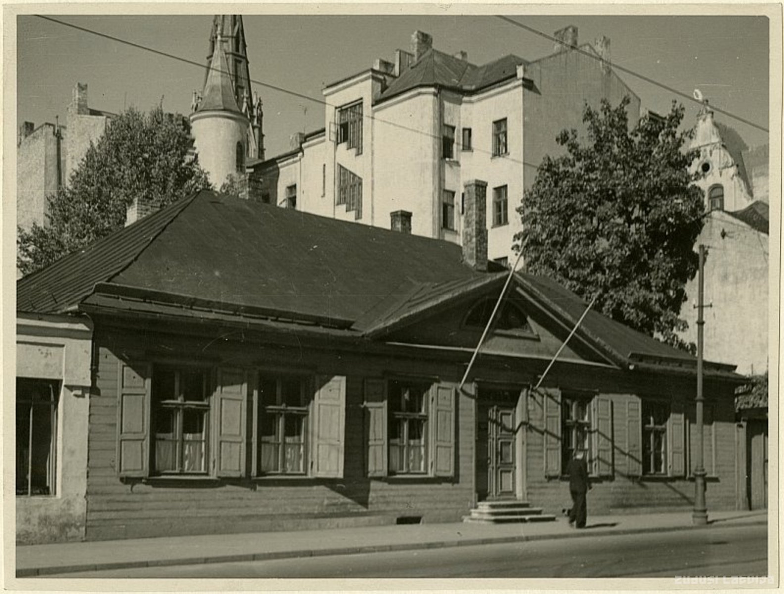 Riga. Wooden building in Brīvības iela 51