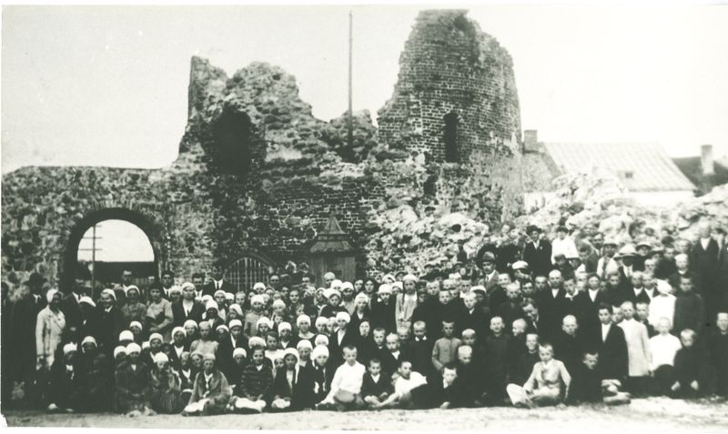 Dusetiškių students tour to Kaunas Castle 1932-06-16.