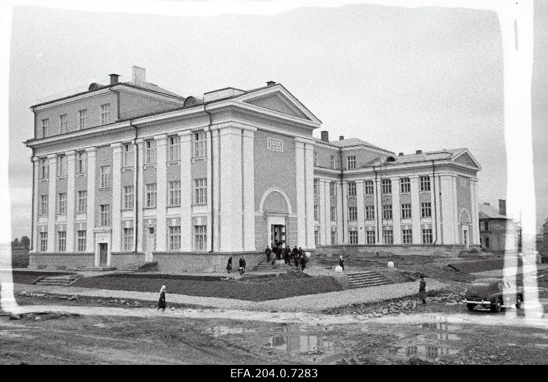 New school in Ahtme Workplace in Jõhvi district.