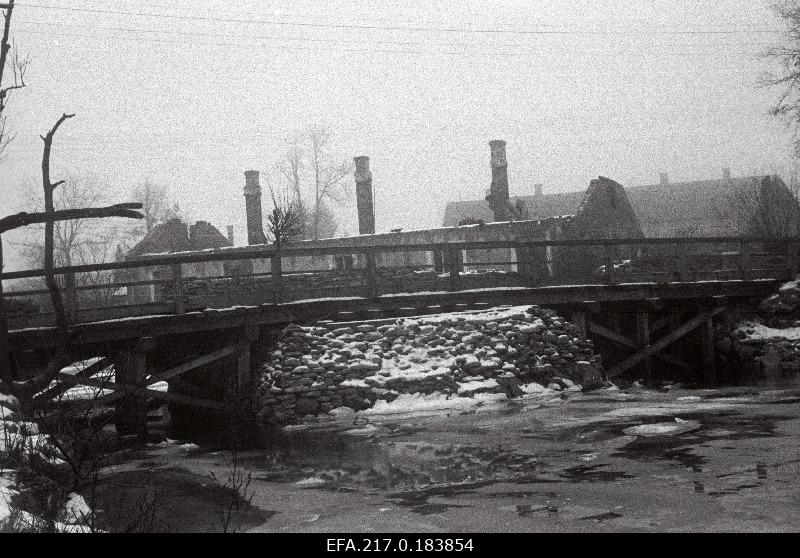 Improved bridge from Jõgeva Street over Põltsamaa river.