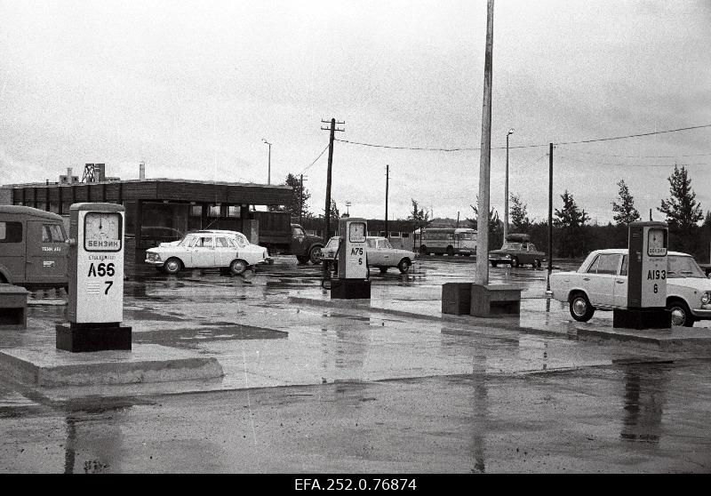 Rocca al Mare gas station.