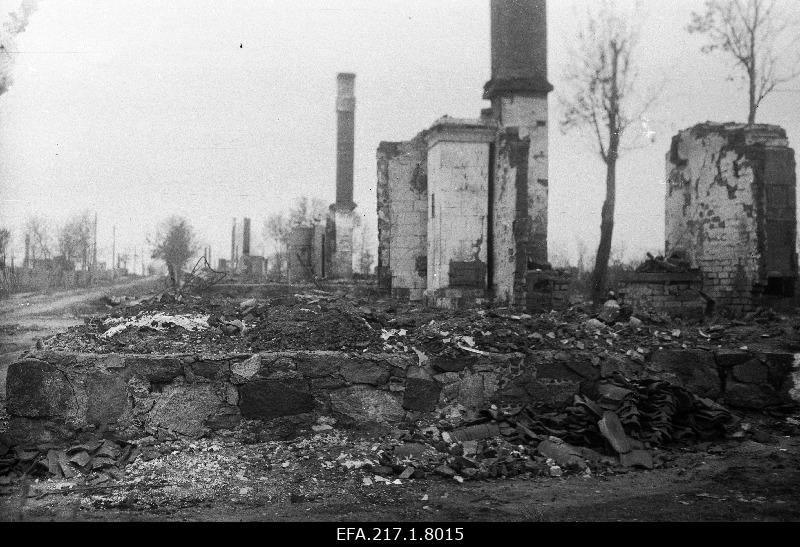 Ruins of residential buildings on Kitse Street.