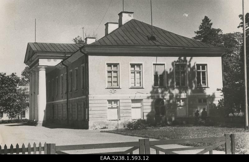 Main building of Aruküla Manor
