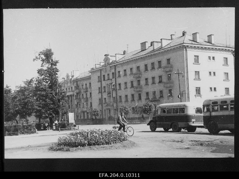 New dwellings for the workers of Kreenholm Manufactur in the Lenin Prospect.