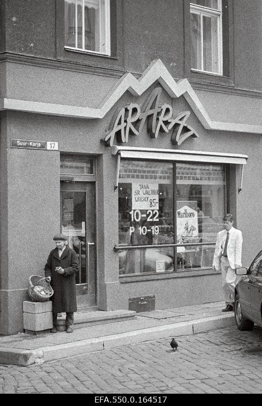 Shop “Ararat” on the Grand-Karja Street 17.