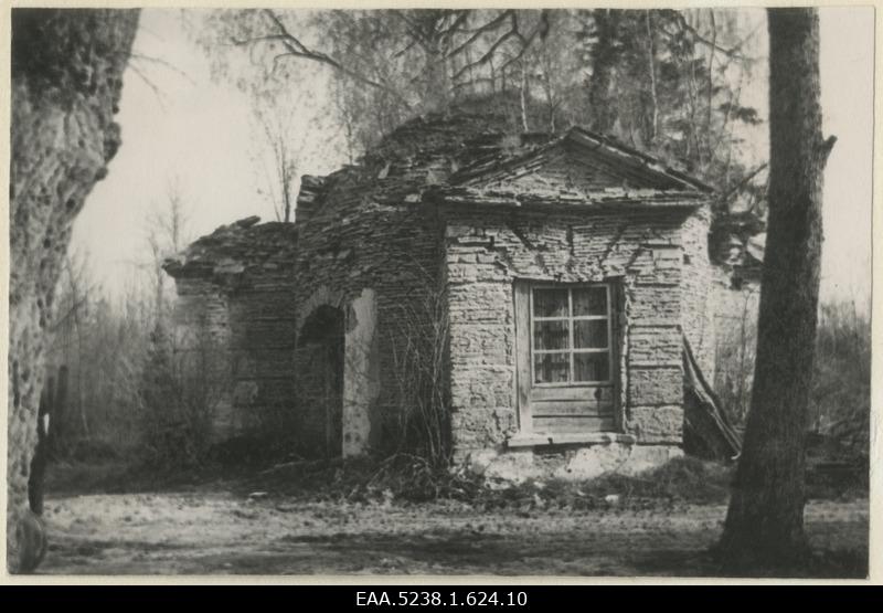 In ruins, pavilion in Orgita Manor Park