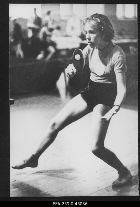 Master of the Republic in the table tennis in the younger age class Kersti Kelder.