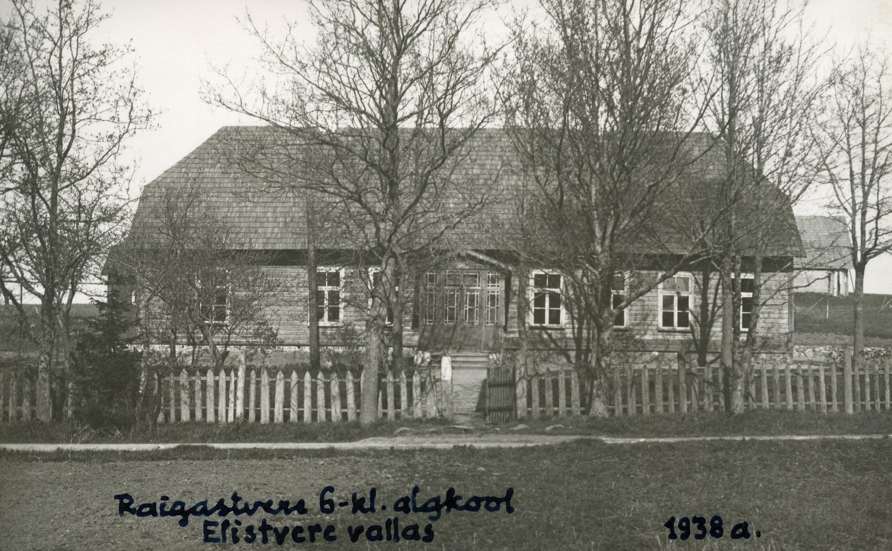 Elistvere rural municipality Raigastvere 6-kl Start school building in Tartumaa