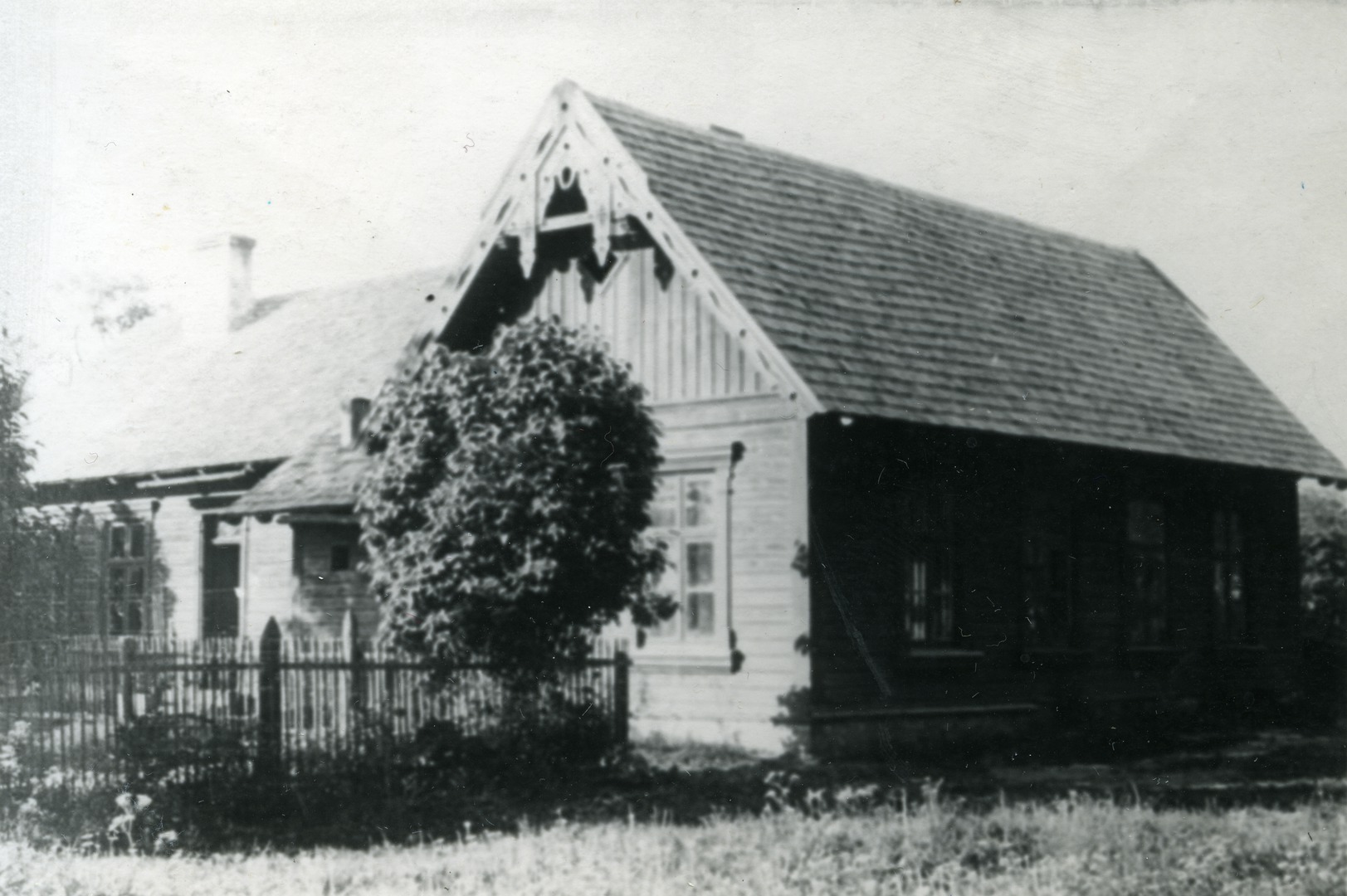Mustjala School House 1924