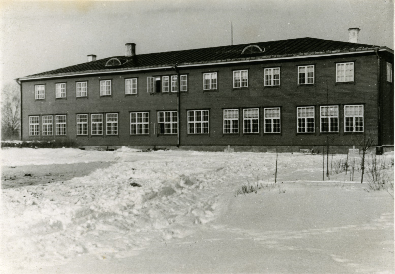 Lääne-Viru county Võifamily 8-kl School building