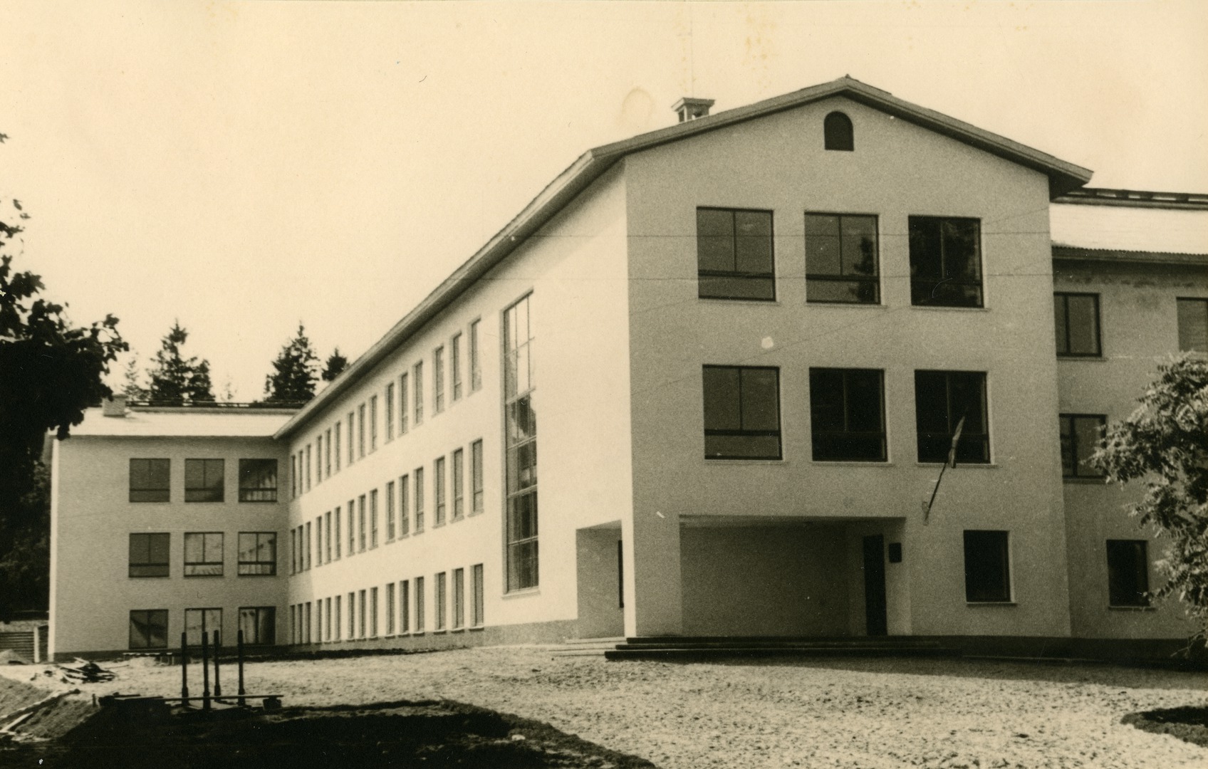 Valga County Otepää Secondary School building
