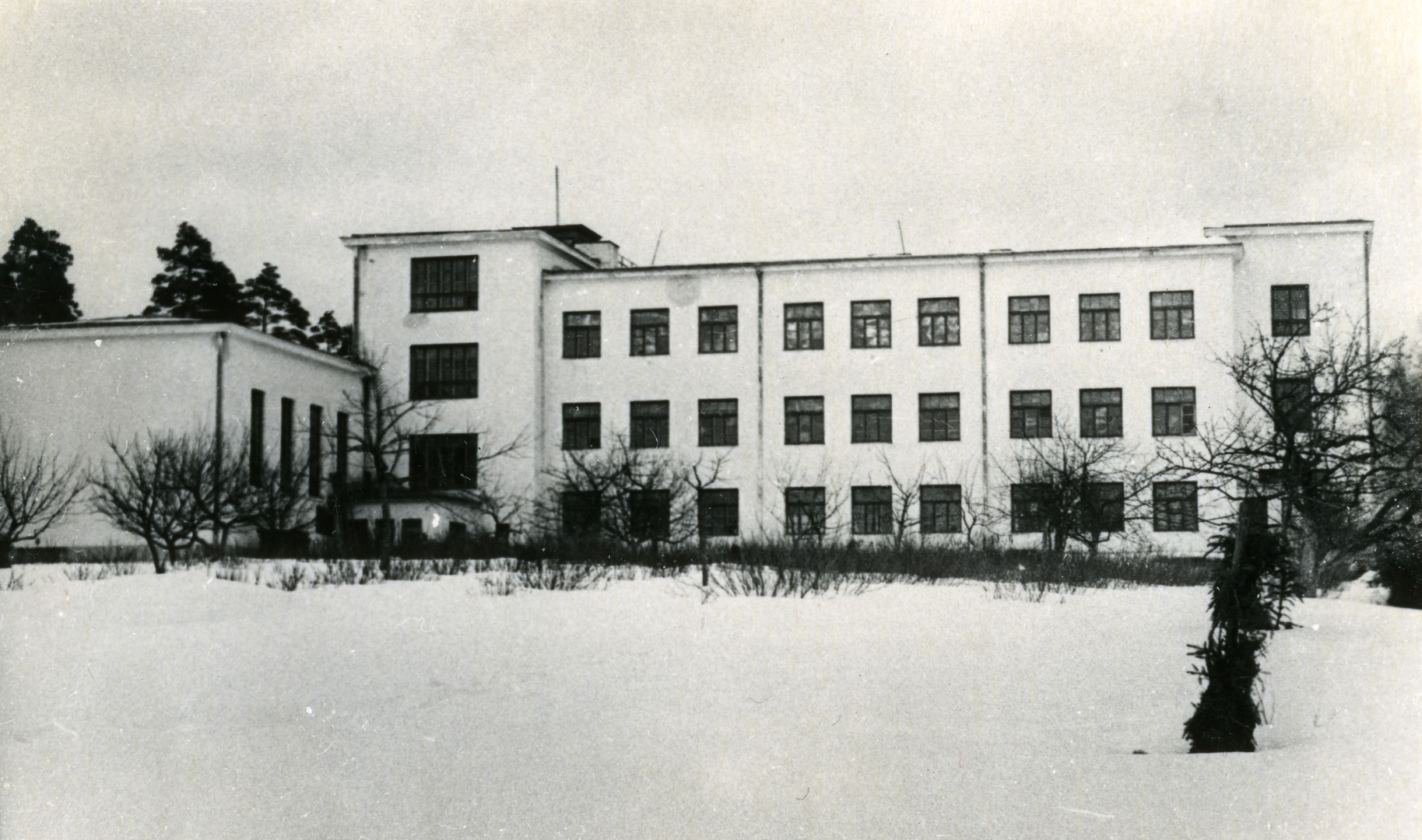 Valga County Tõrva Secondary School building