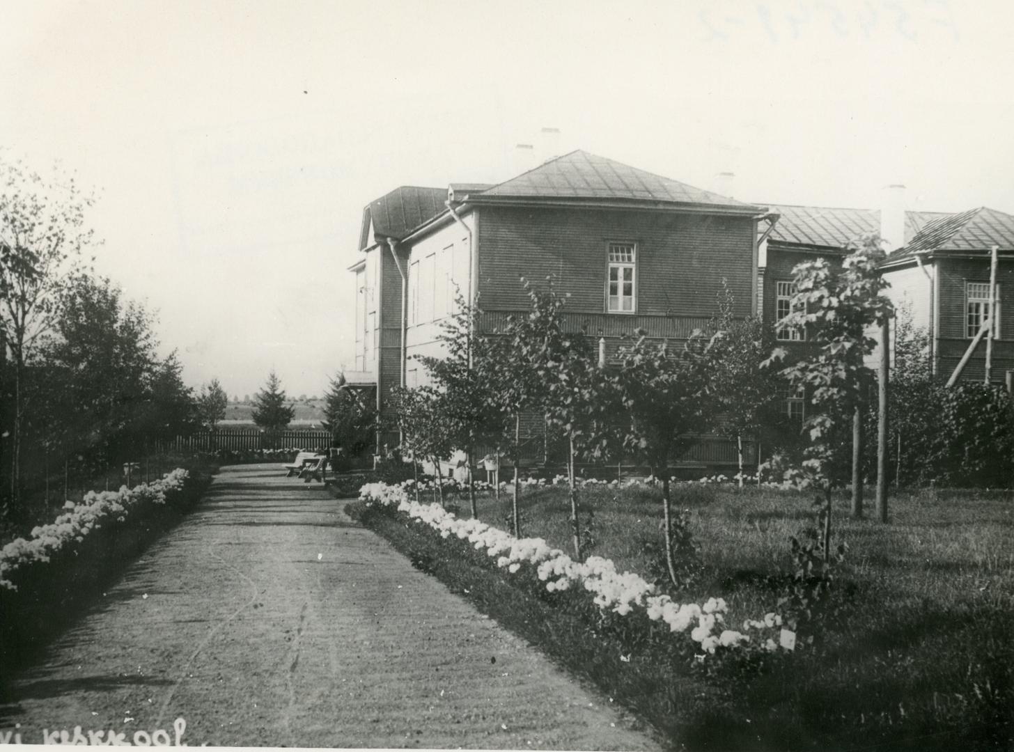 Jõhvi schoolhouse - Ajapaik