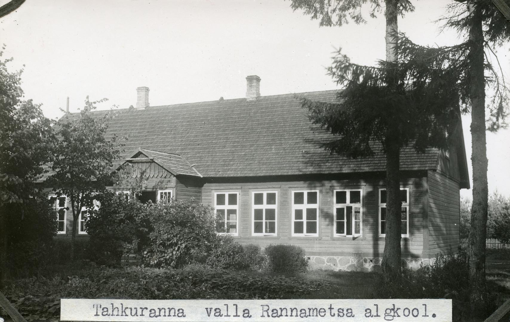 Tahkuranna municipality Rannametsa 6-kl Algkooli building