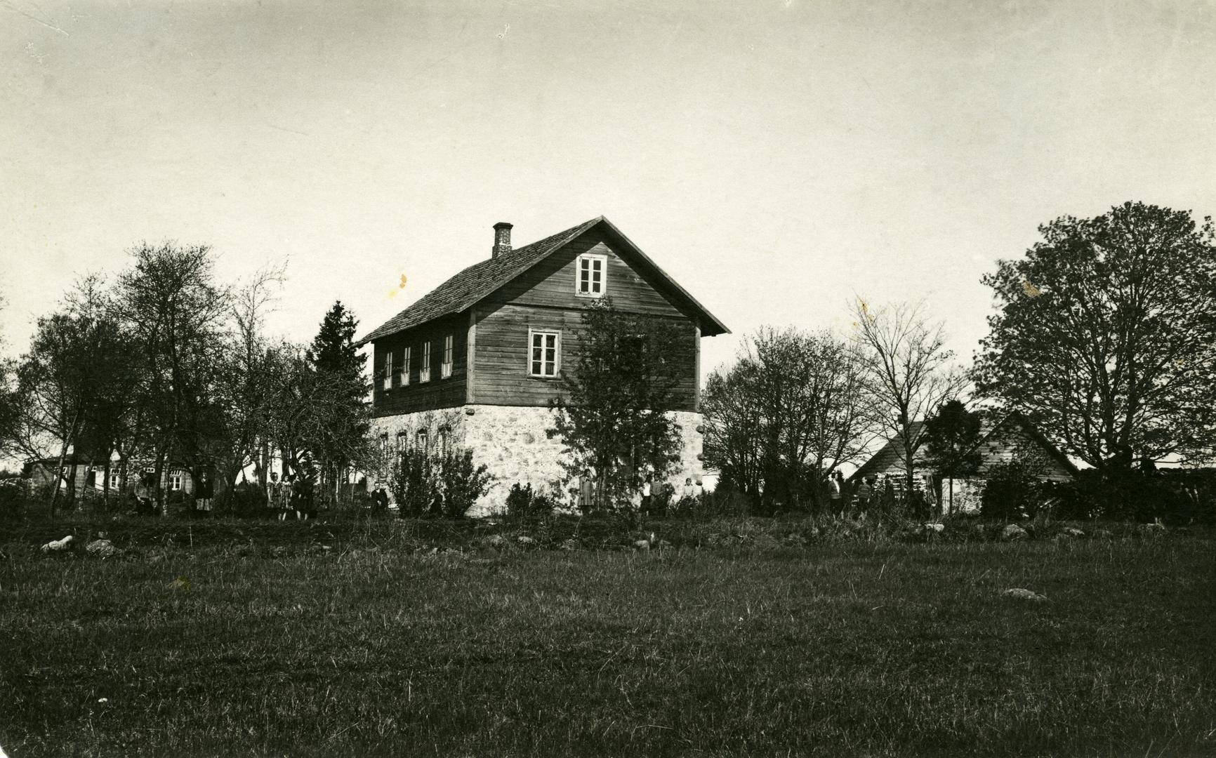 Pööravere primary school building