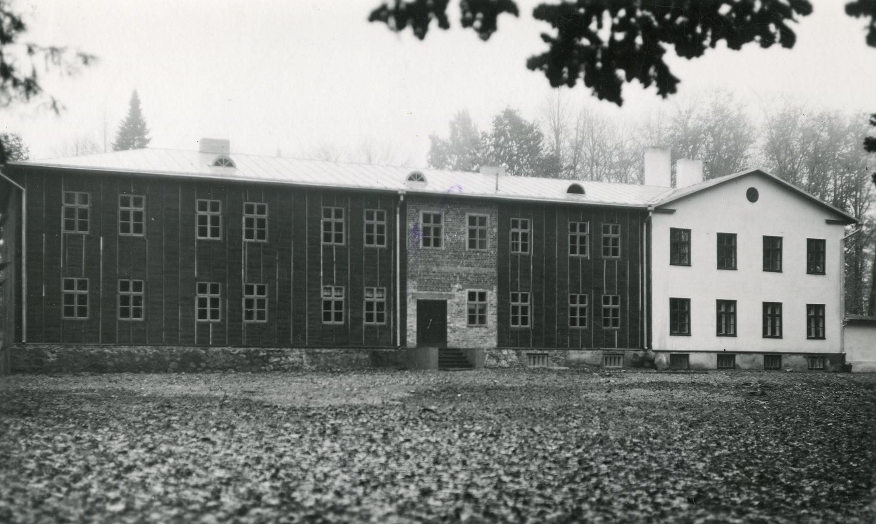 Sürgavere 6-kl Start School building in Viljandimaa