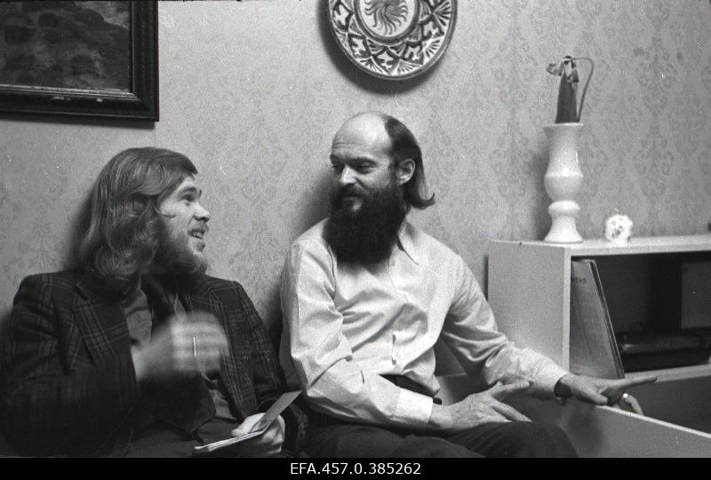 Head of the early music ensemble "Hortus Musicus", violinist Andres Mustonen (left) and composer Arvo Pärt.