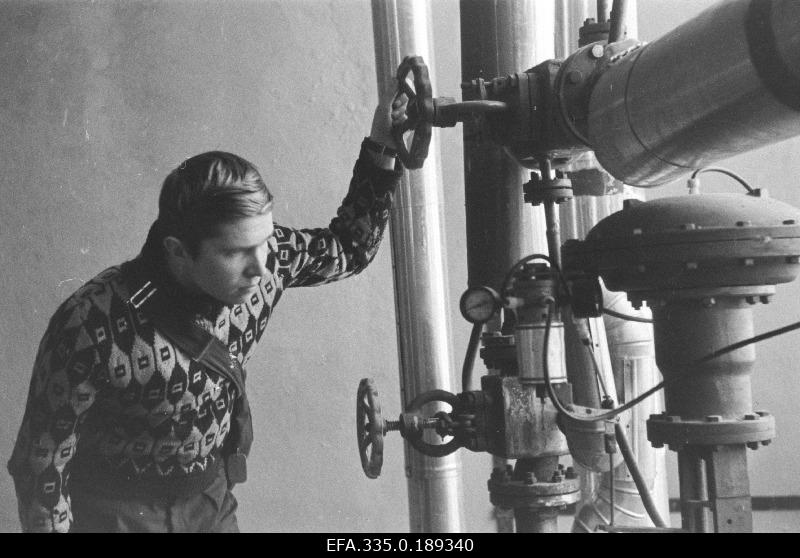 Kohtla-Järve Põlevkivi Treatment Compinaad employee of the nitrogen fertiliser factory Mati Hein.