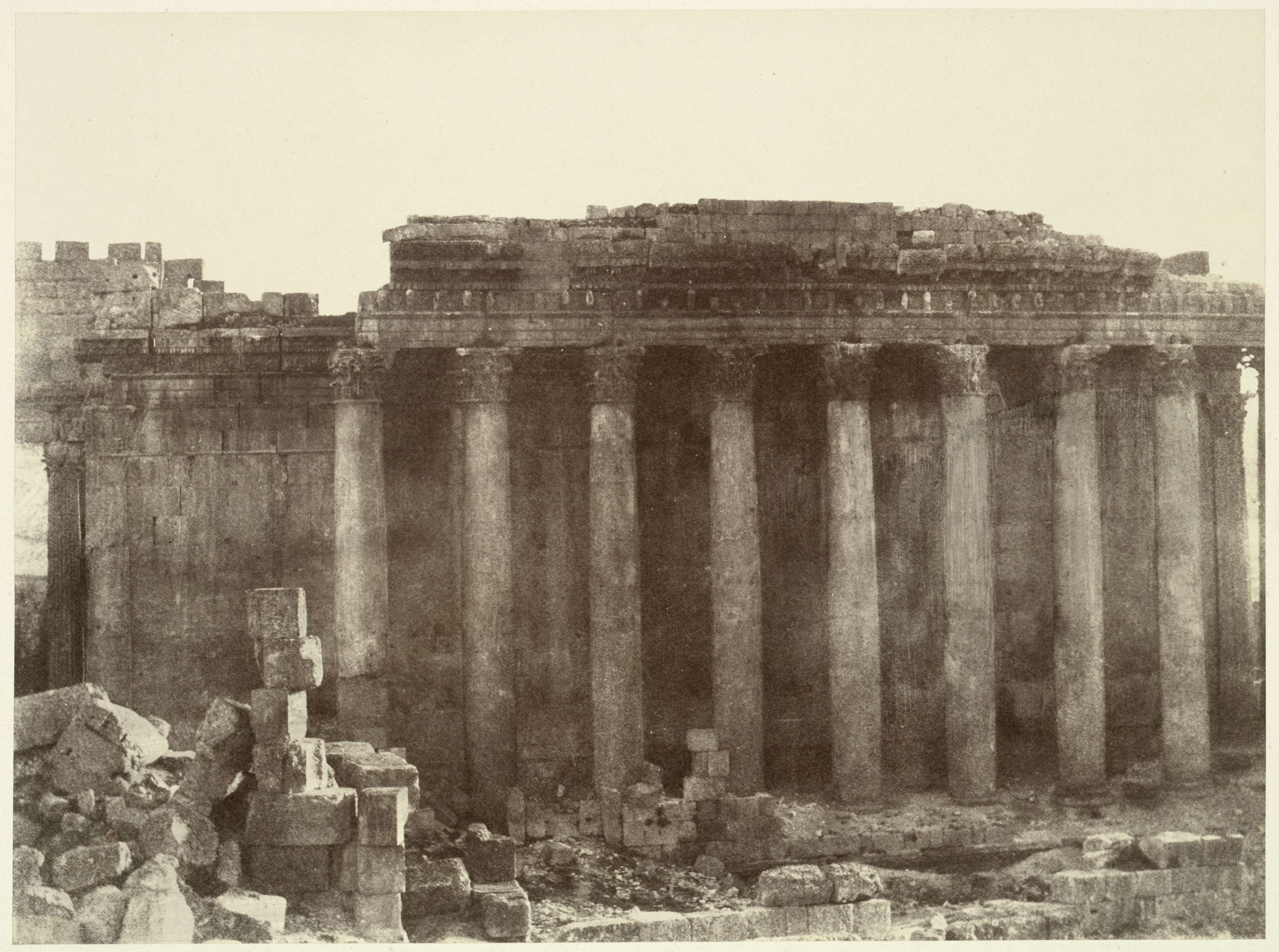 Temple van Jupiter te Baalbek, Voyage en Orient, 1859-1860, invilles, monuments et vues pittoresques. Recueil photographique executé par Louis de Clercq