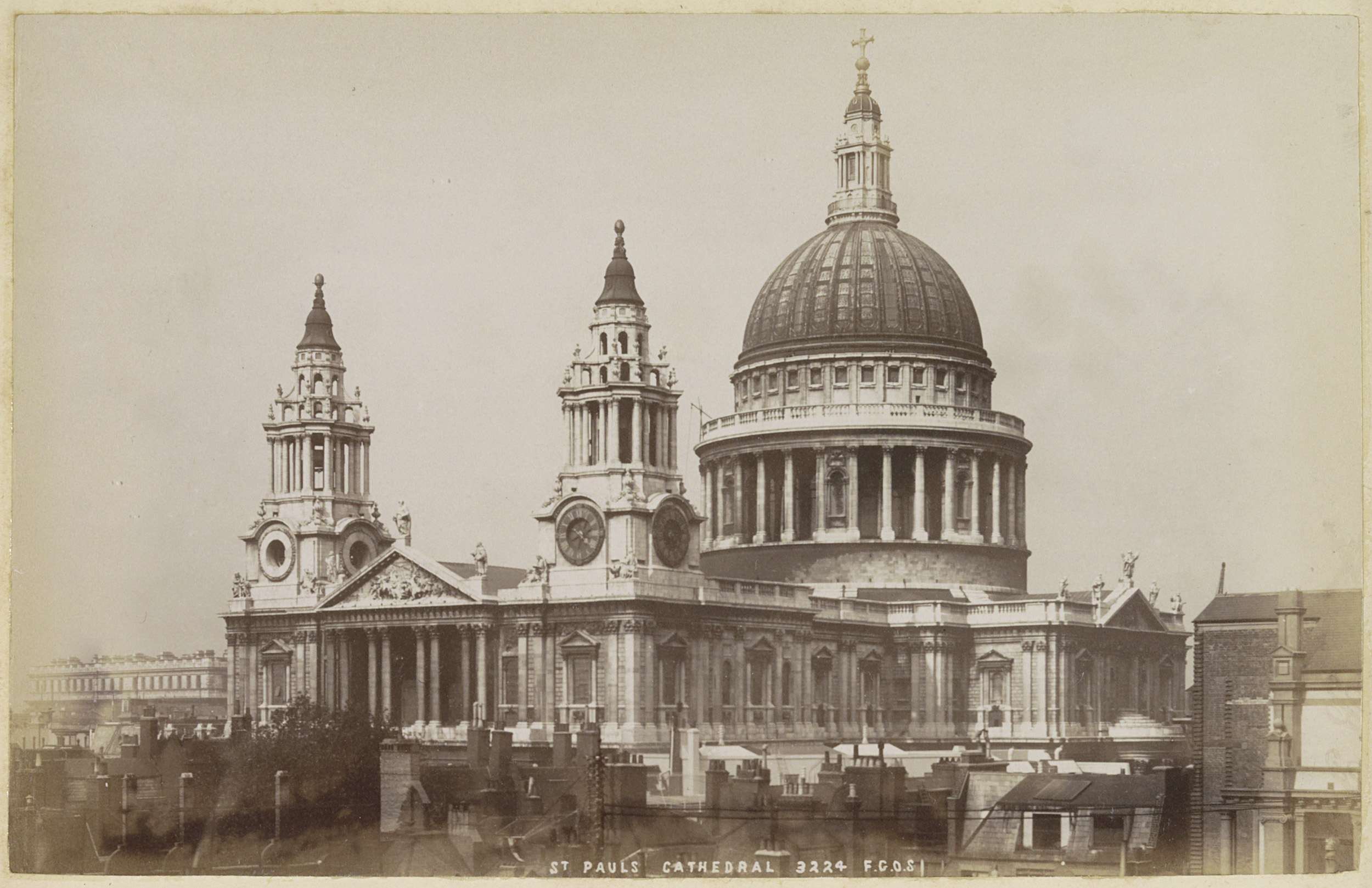 Exterieur van Saint Paul's Cathedral in Londen, St Pauls Cathedral