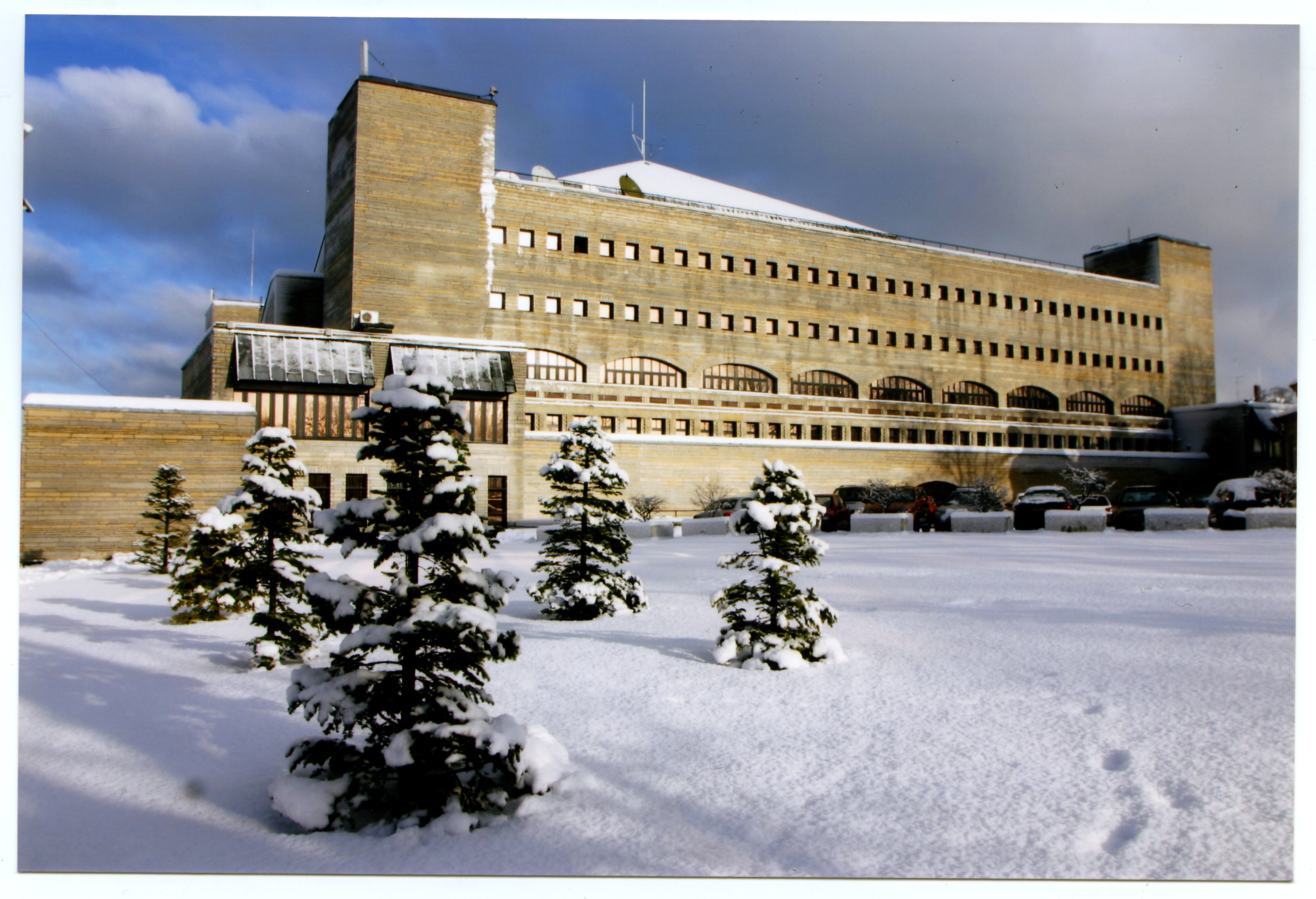 New building of the National Library Tõnismägi 2. General Views, External Views (2005).