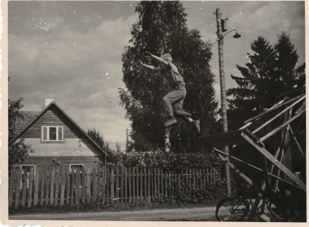 Kicking on the cross of Piir and Nurme Street, approx.1960-65