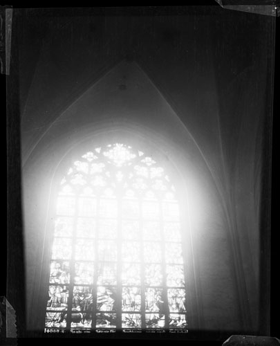 Ett kyrkfönster - antagligen katedralfönster i ... (1912)