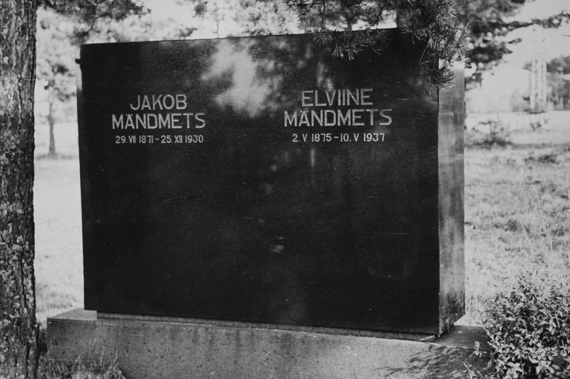 Jakob Mändmetsa haud Nõmmel Rahumäe kalmistul
