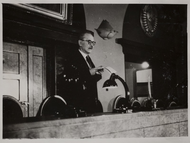 Kirjanike Liidu IV kongressi avamine Toompeal Ülemnõukogu saalis 18. dets. 1958