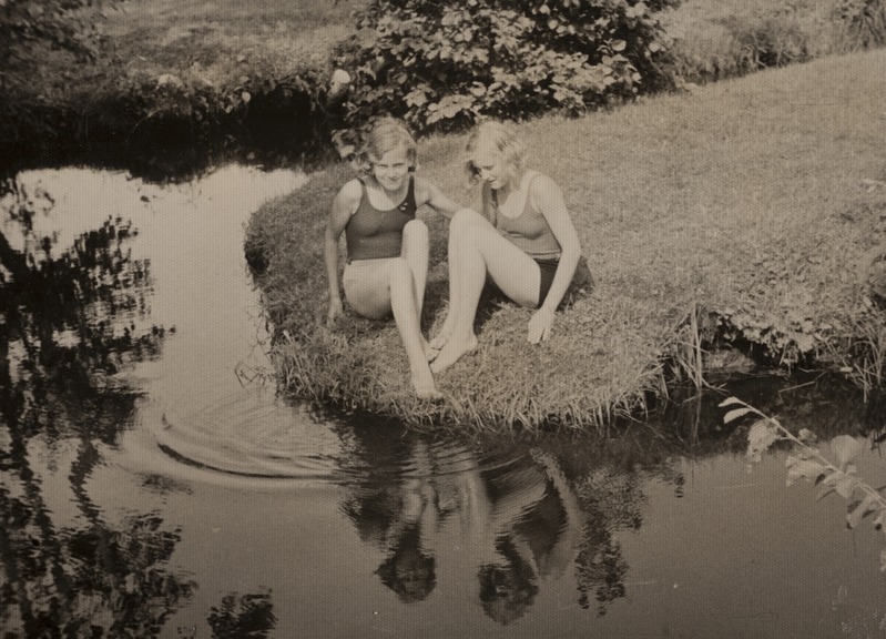 Elo Tuglase vennatütred