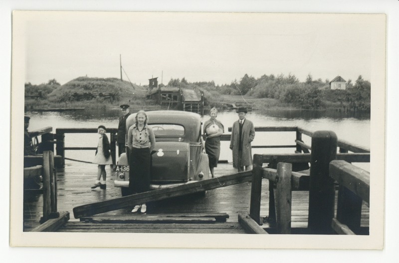 Pljussa jõel, suvel 1937