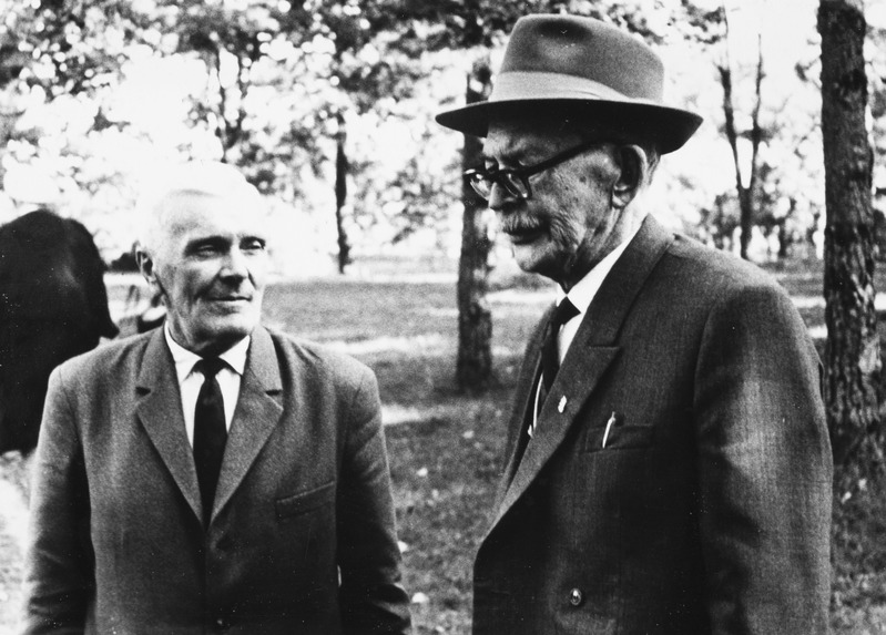 Friedebert Tuglas ja Jaak Seeru