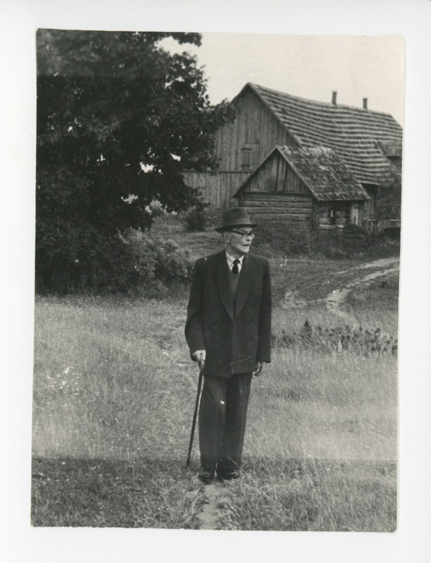 Friedebert Tuglas kooliradade otsinguil Kirepi-Udernas, 1963