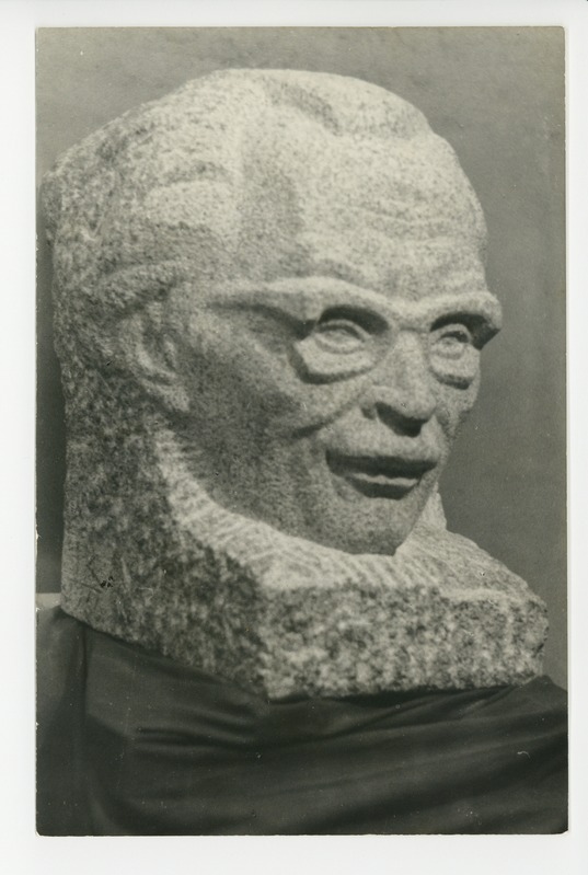 Juhan Raudsepp "Friedebert Tuglas", hele graniit 1966