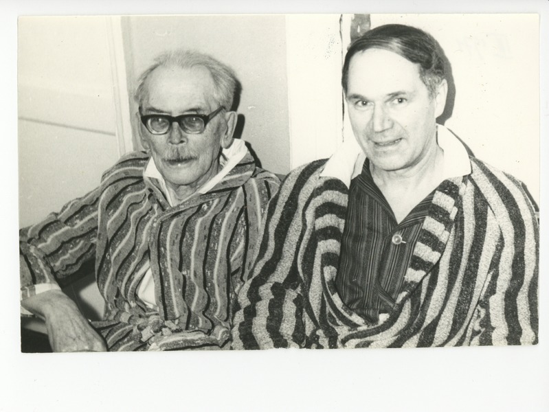 Evald Okas ja Friedebert Tuglas haiglas, 02.1971