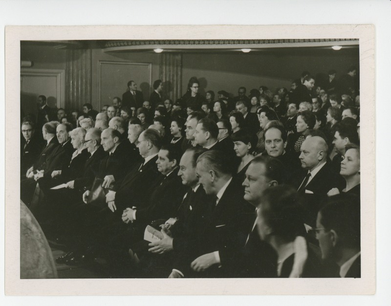 Saali esireas Juhan Smuul, Rudolf Sirge, Johannes Semper, Elo ja Friedebert Tuglas