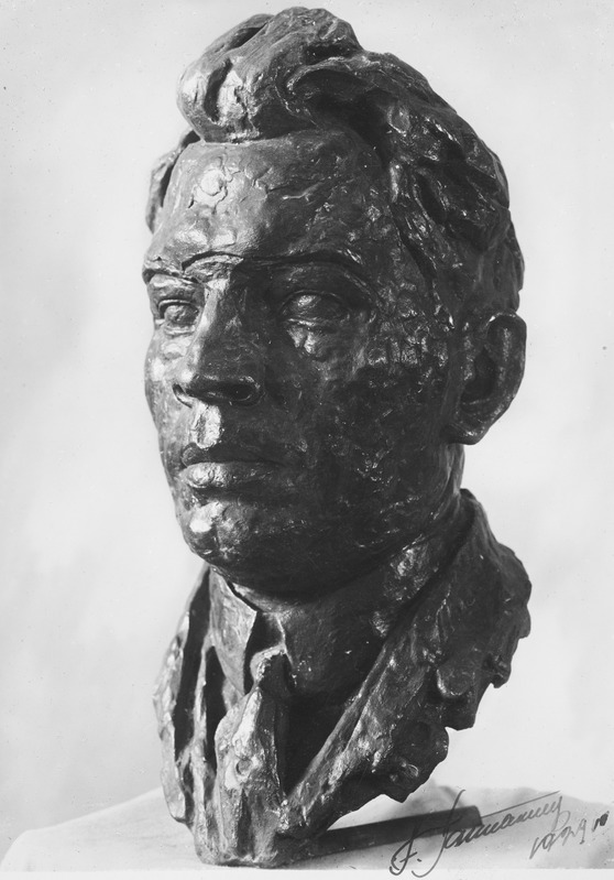 Ferdi Sannamehe skulptuurportree Friedebert Tuglasest