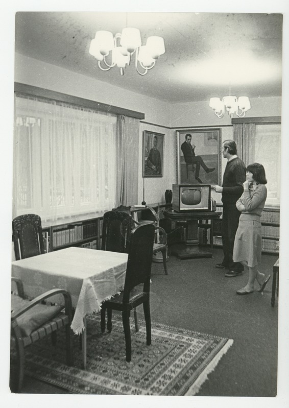 Tuglase Majamuuseumi avamine, vaade elutoale