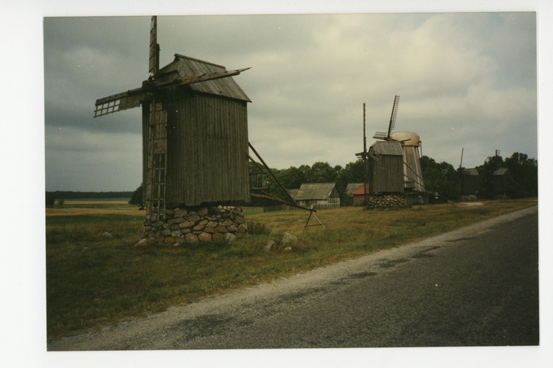 Saaremaa, Angla tuulikud