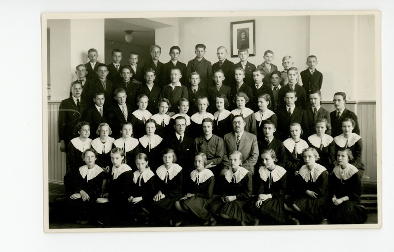 Nõmme Gümnaasiumis, 1938
