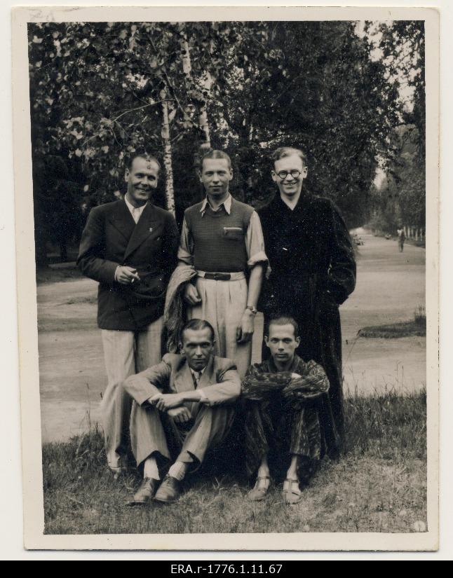 Raimond Valgre with Felix Vebermann, Georg Metssalu, August Urmet and Uno Värk in Pärnu