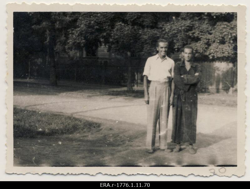 Raimond Valgre with Felix Vebermann in Pärnu