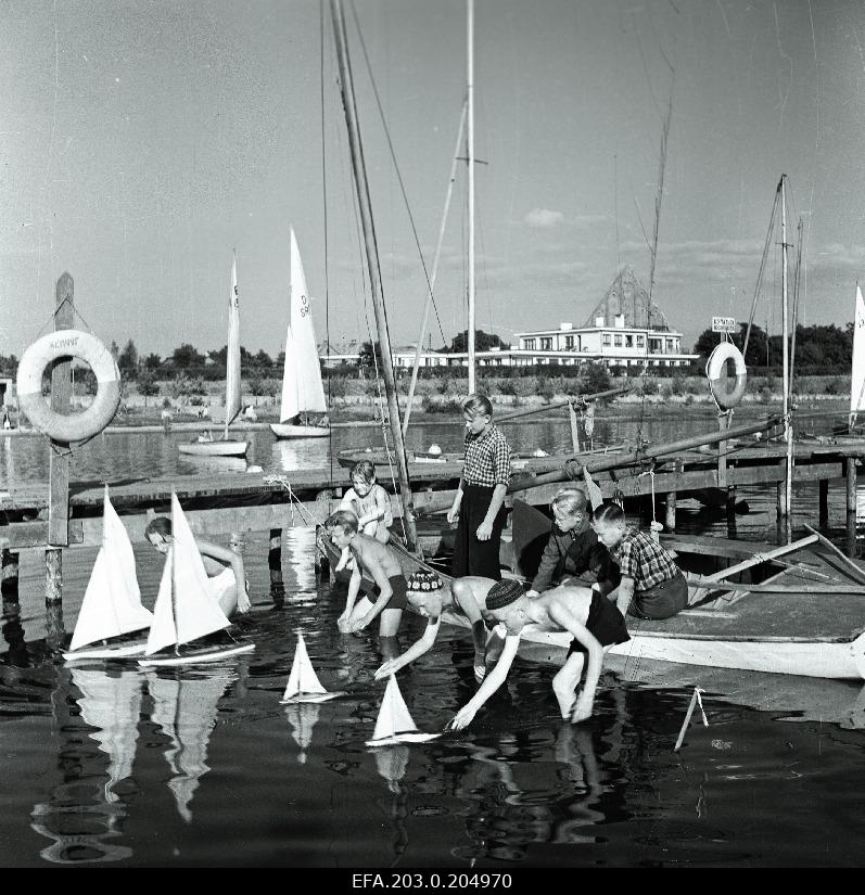 Tallinn Arts and Chronicles Films Film "Yachts in the Sea".