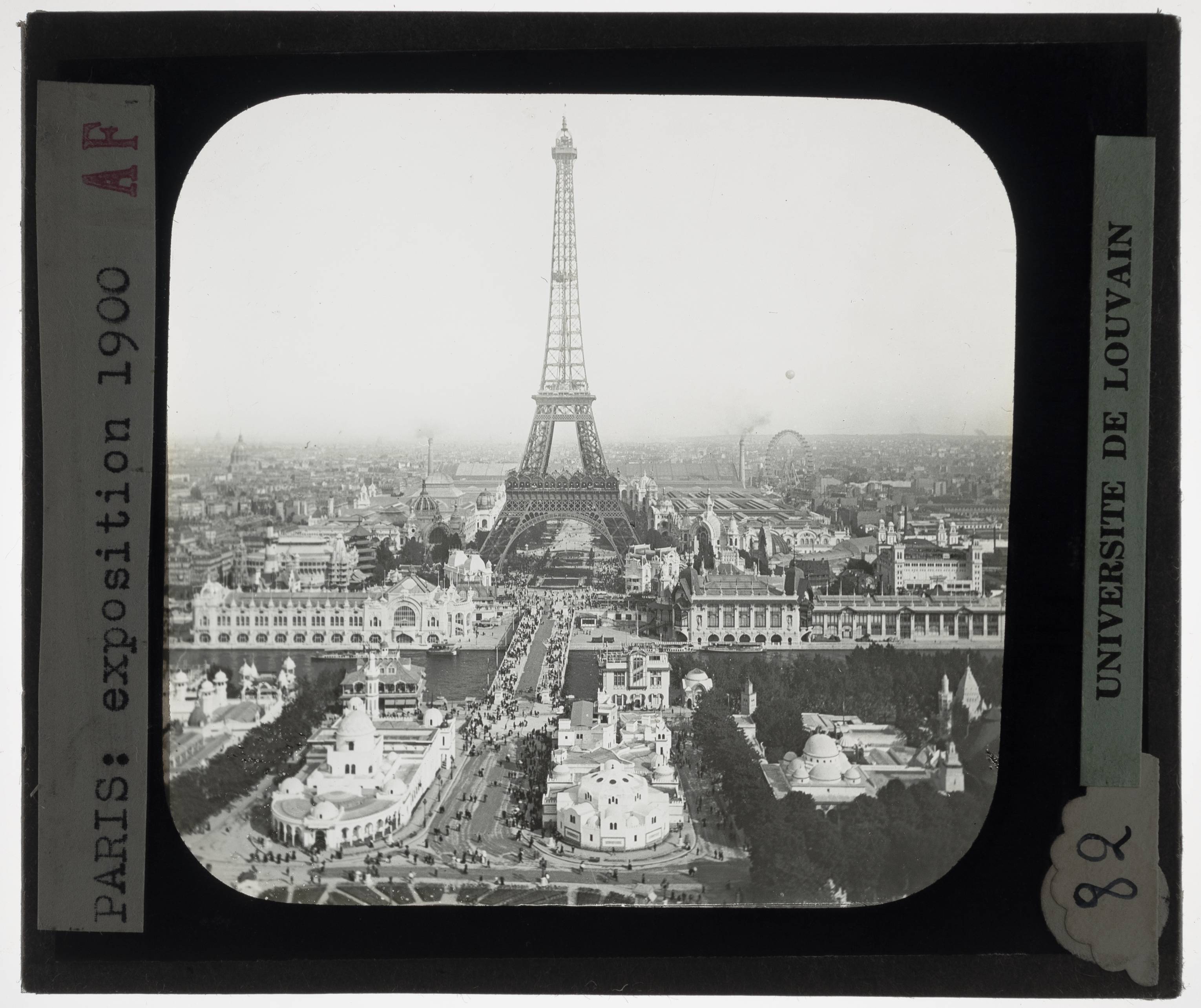 Paris. Tour Eiffel Tijdens de wereldtentoonstelling van 1900