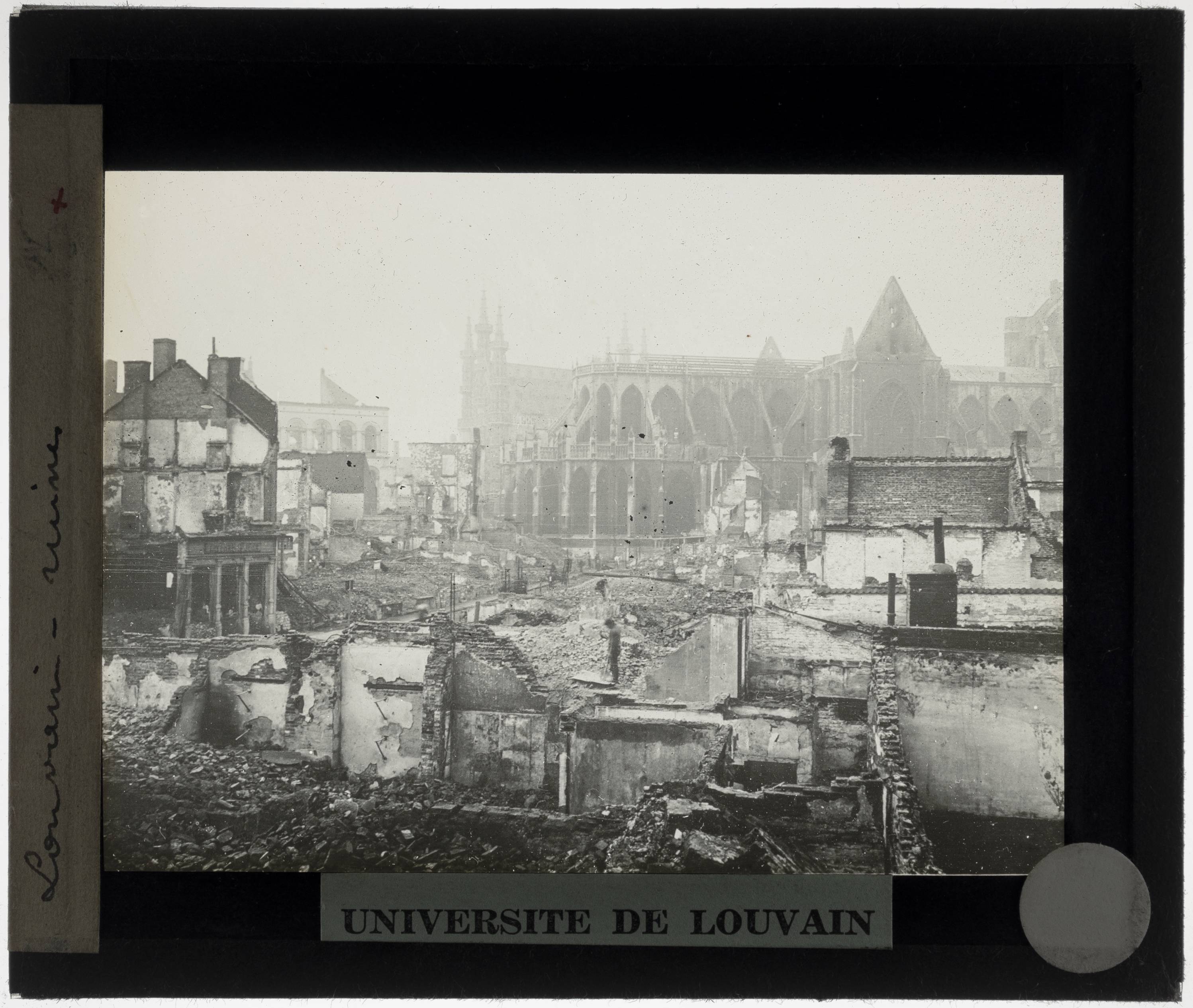 Leuven tijdens verwoesting where I