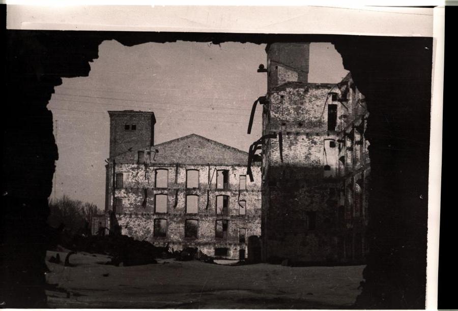 Sõjas purustatud tööstushooned