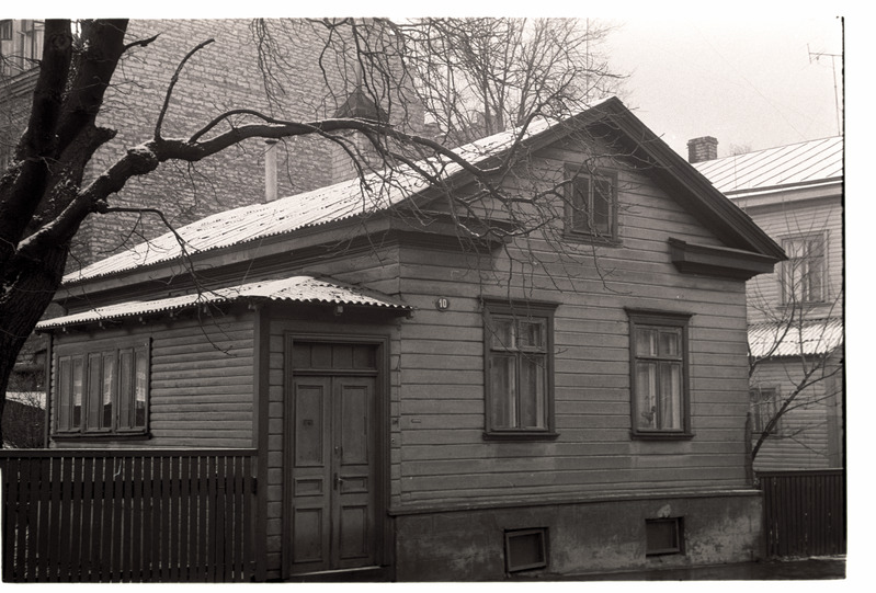 Tallinn. Ühekordne puumaja Tatari 10